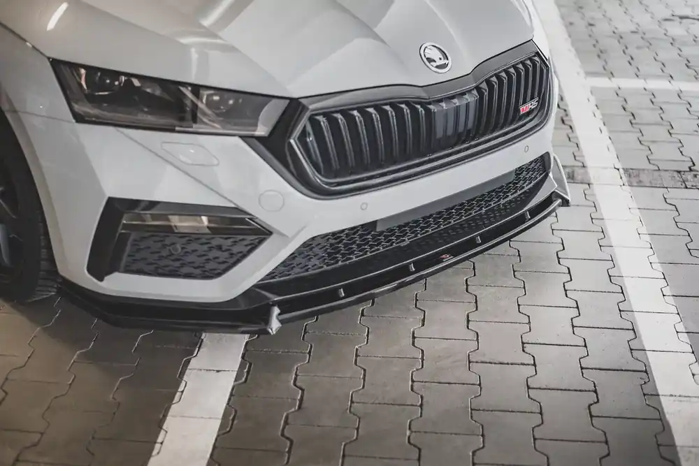 Bestpreis Front Ansatz V.1 passend für Skoda Octavia RS Mk4