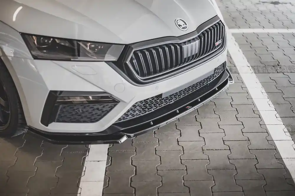 Front Ansatz V.3 passend für Skoda Octavia RS Mk4 Sale