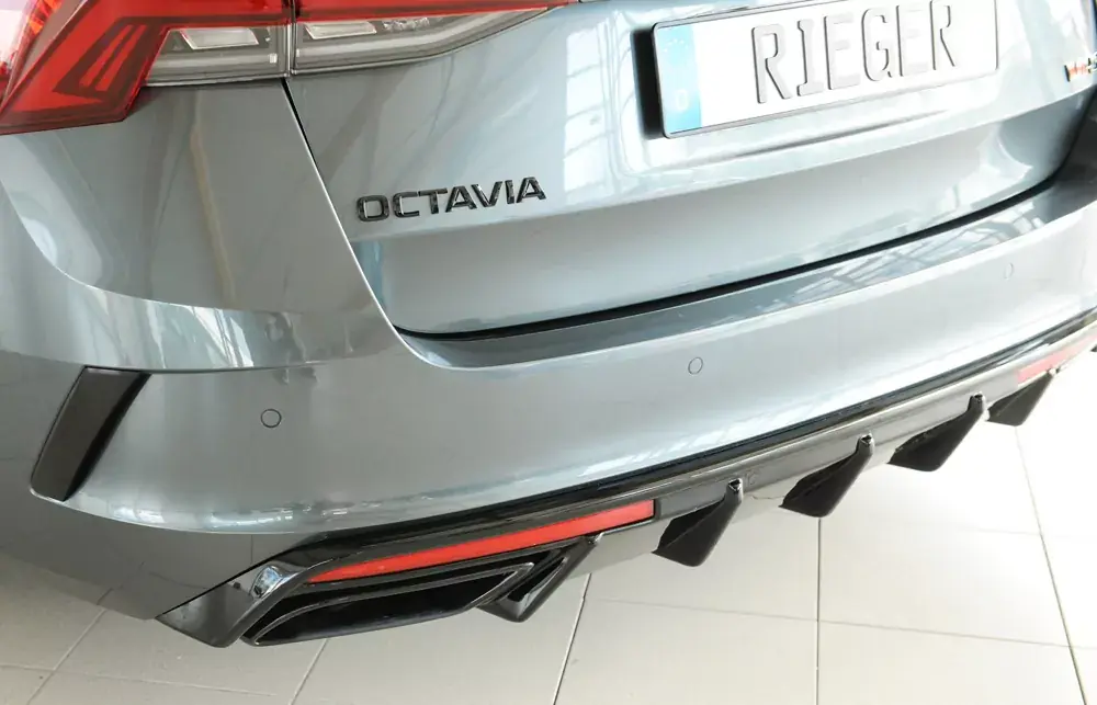 Begrenztes Angebot Rieger Heckeinsatz passend für Skoda Octavia RS (NX) Combi 07.20-07.24