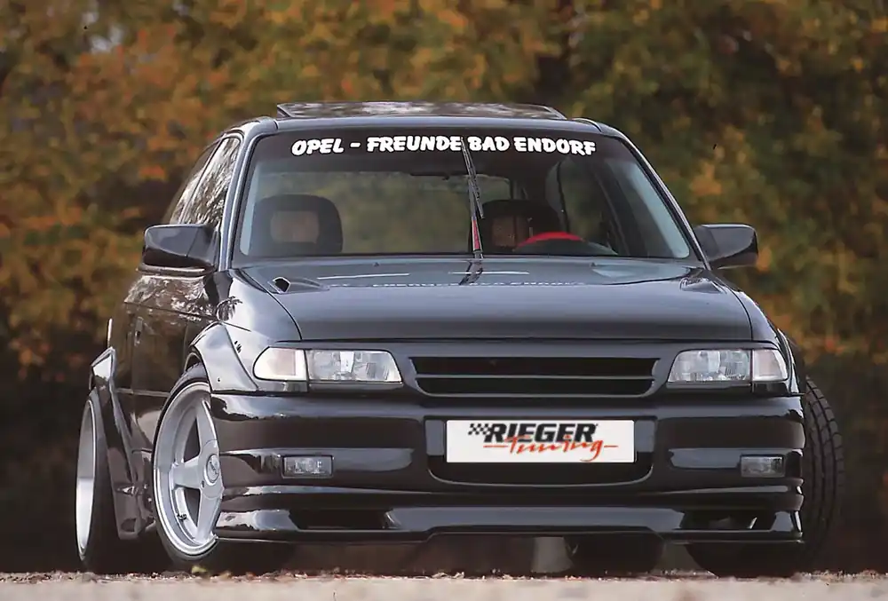 Begrenztes Angebot Rieger Grill passend für Opel Astra F Stufenheck