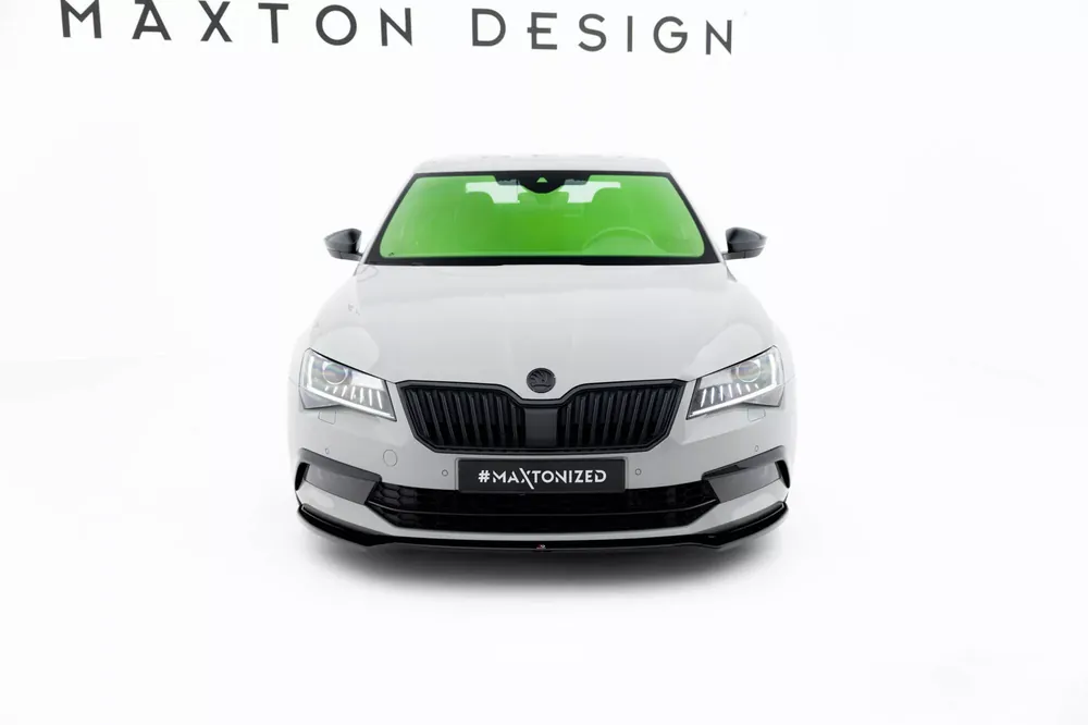Begrenztes Angebot Front Ansatz V.2 passend für Skoda Superb Mk3 (Liftback / Combi)