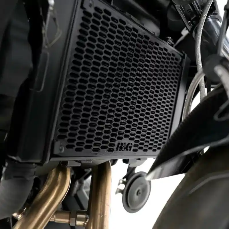 R&G Kühlergitter Schutz PRO BLACK passend für CF Moto 650 NK ab 2022 Neu Im Sortiment