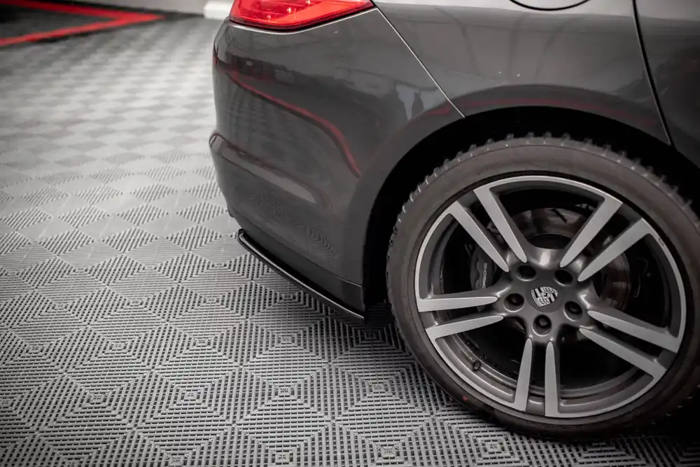 Heck Ansatz Flaps Diffusor passend für Porsche Panamera 970 Neue Kollektion